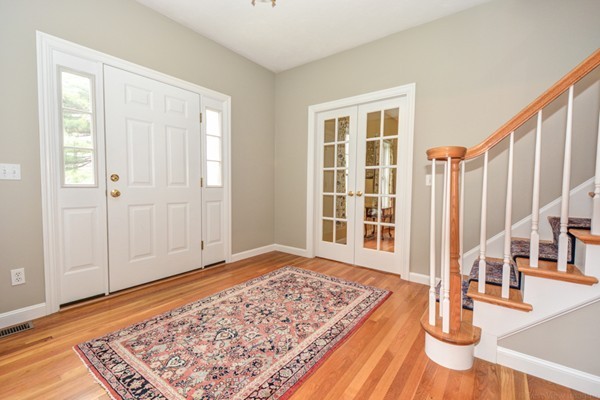 17 Breakneck Hill Road Hopkinton, MA 01748 - Photo 2 of 30 Gallery Image 2