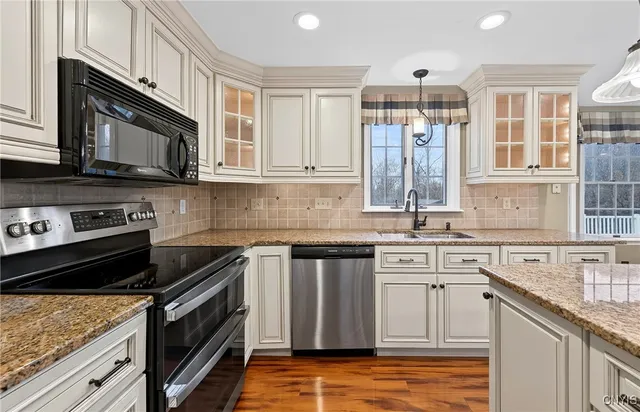 $425,000 | 1311 Kinderhook Road, Sullivan, NY 13037