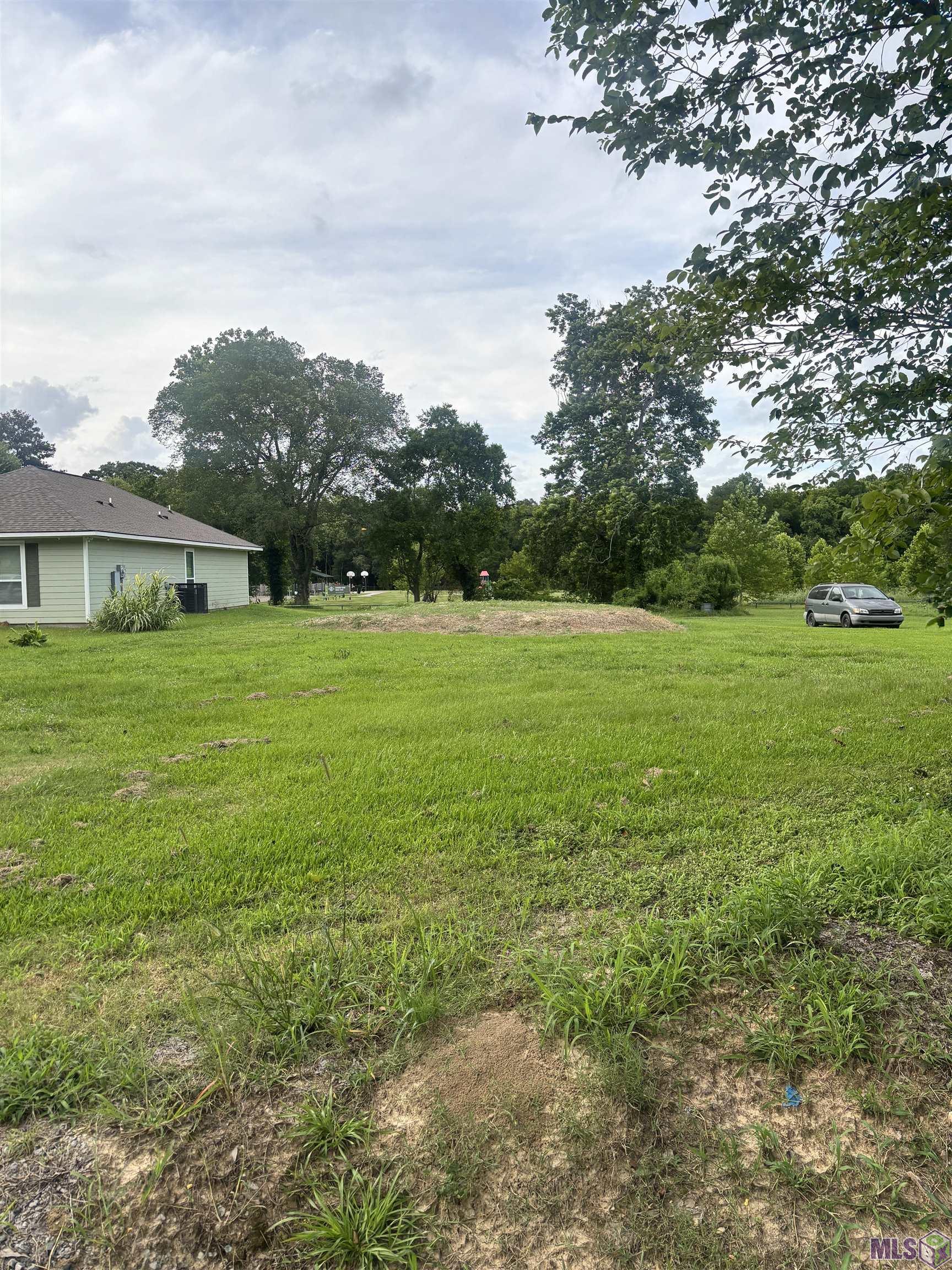 2265 Gore Road Baton Rouge, LA 70807 - Photo 2 of 5