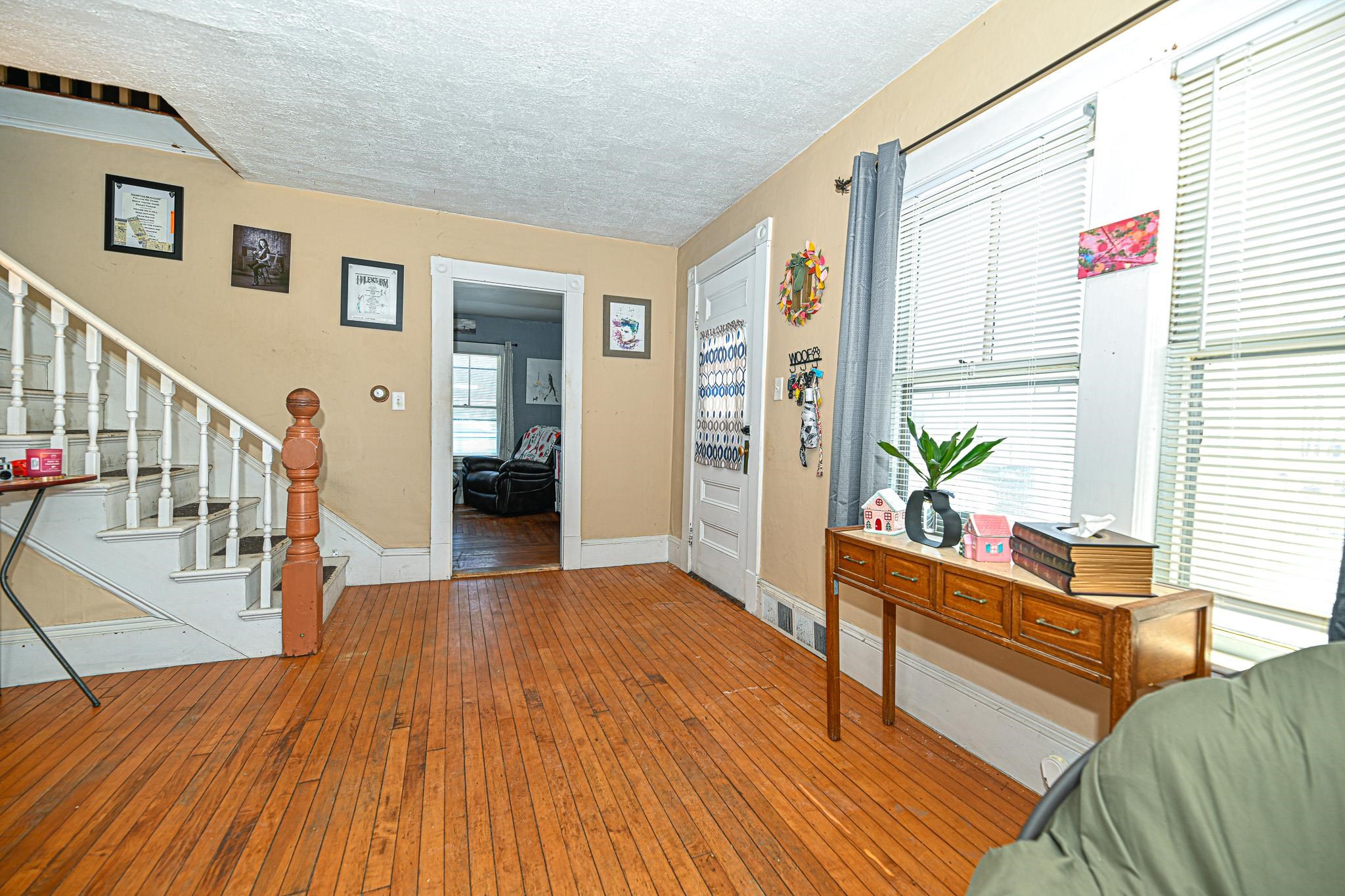 49 Washington Street Rochester, NH 03867 - Photo 24 of 35