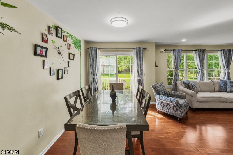 262 Retta Court Piscataway, NJ 08854 - Photo 7 of 38 Gallery Image 7