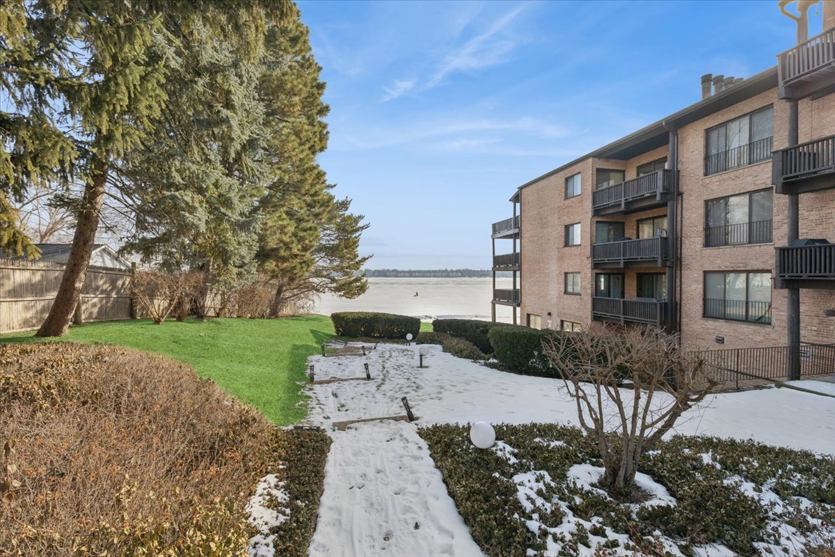 450 North Main Street, Unit S208A Wauconda, IL 60084 - Photo 4 of 19