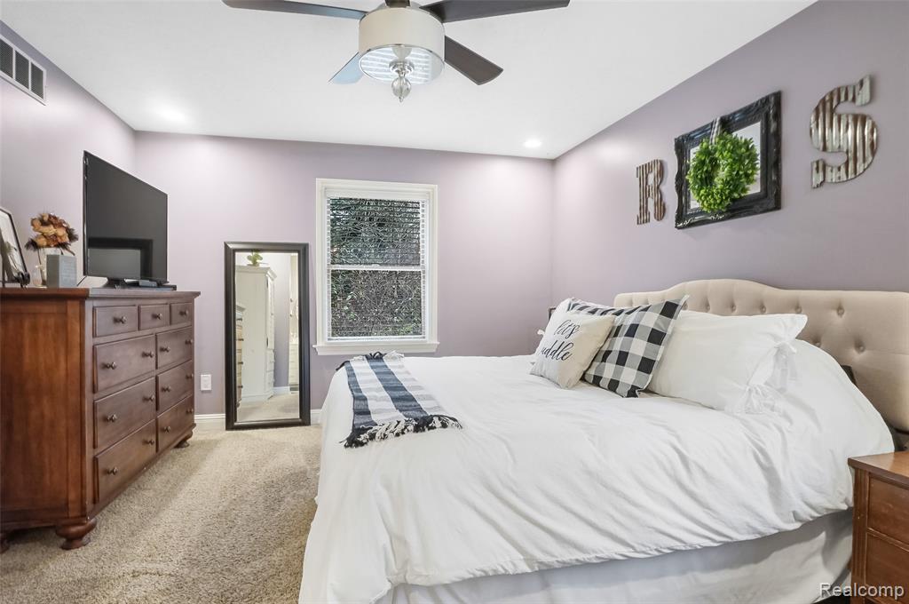 2568 West Coon Lake Road Howell, MI 48843 - Photo 25 of 38 Gallery Image 25
