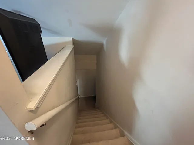 $309,900 | 99 Joan Court, Jackson, NJ 08527