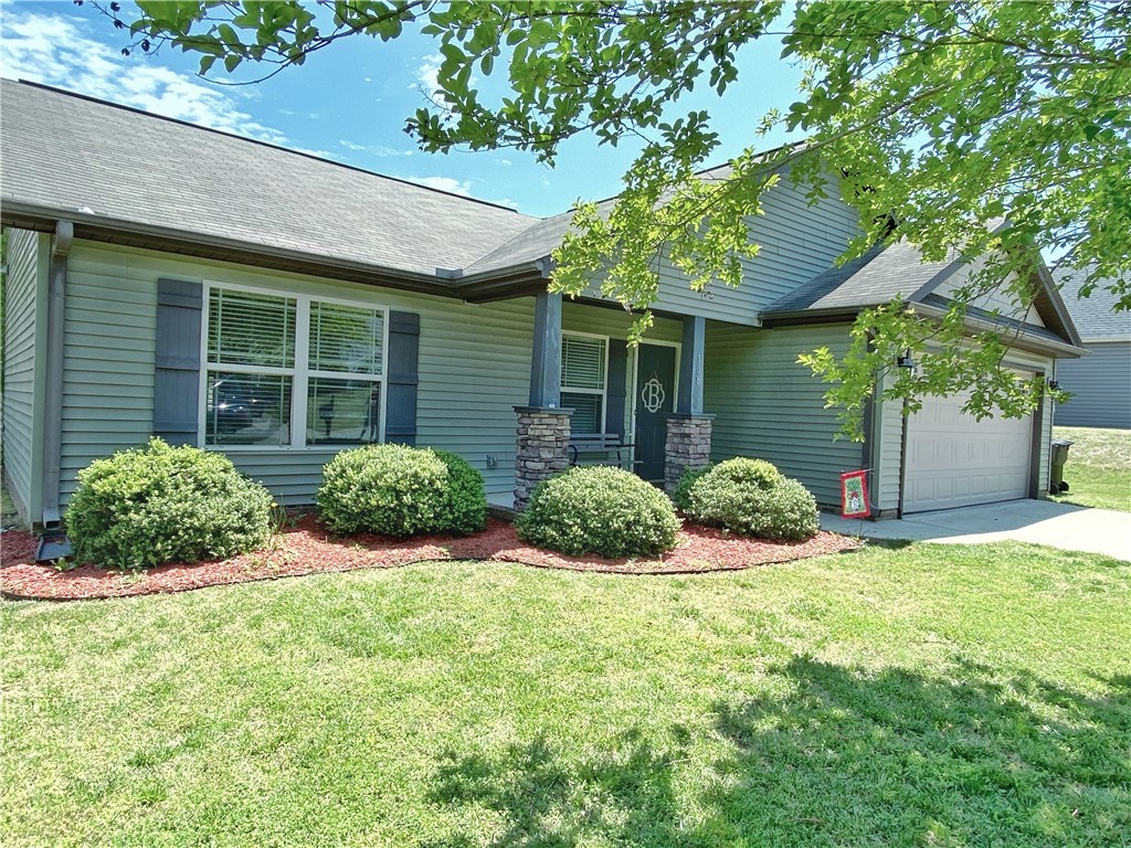 108 Duraleigh Road Anderson, SC 29621 - Photo 2 of 25