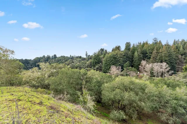 $1,250,000 | 530 Apple Valley Lane, Watsonville, CA 95076