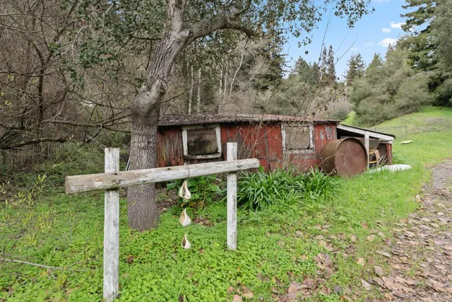 $1,250,000 | 530 Apple Valley Lane, Watsonville, CA 95076