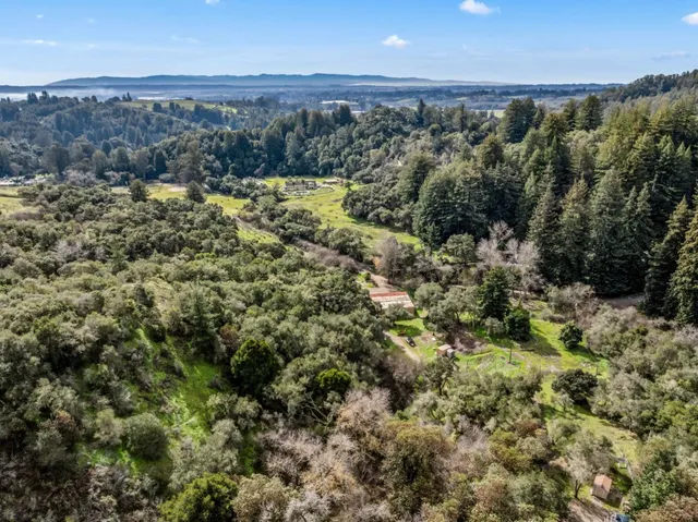$1,250,000 | 530 Apple Valley Lane, Watsonville, CA 95076