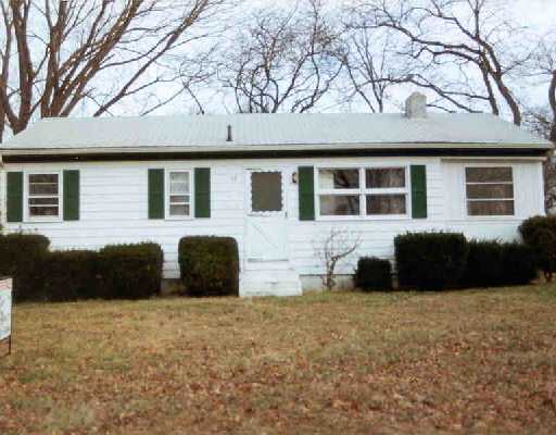12 Bayberry Road Narragansett, RI 02882 - Photo 1 of 1 Exterior Front.