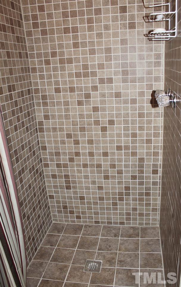 4004 Grimstead Lane Raleigh, NC 27613 - Photo 17 of 25