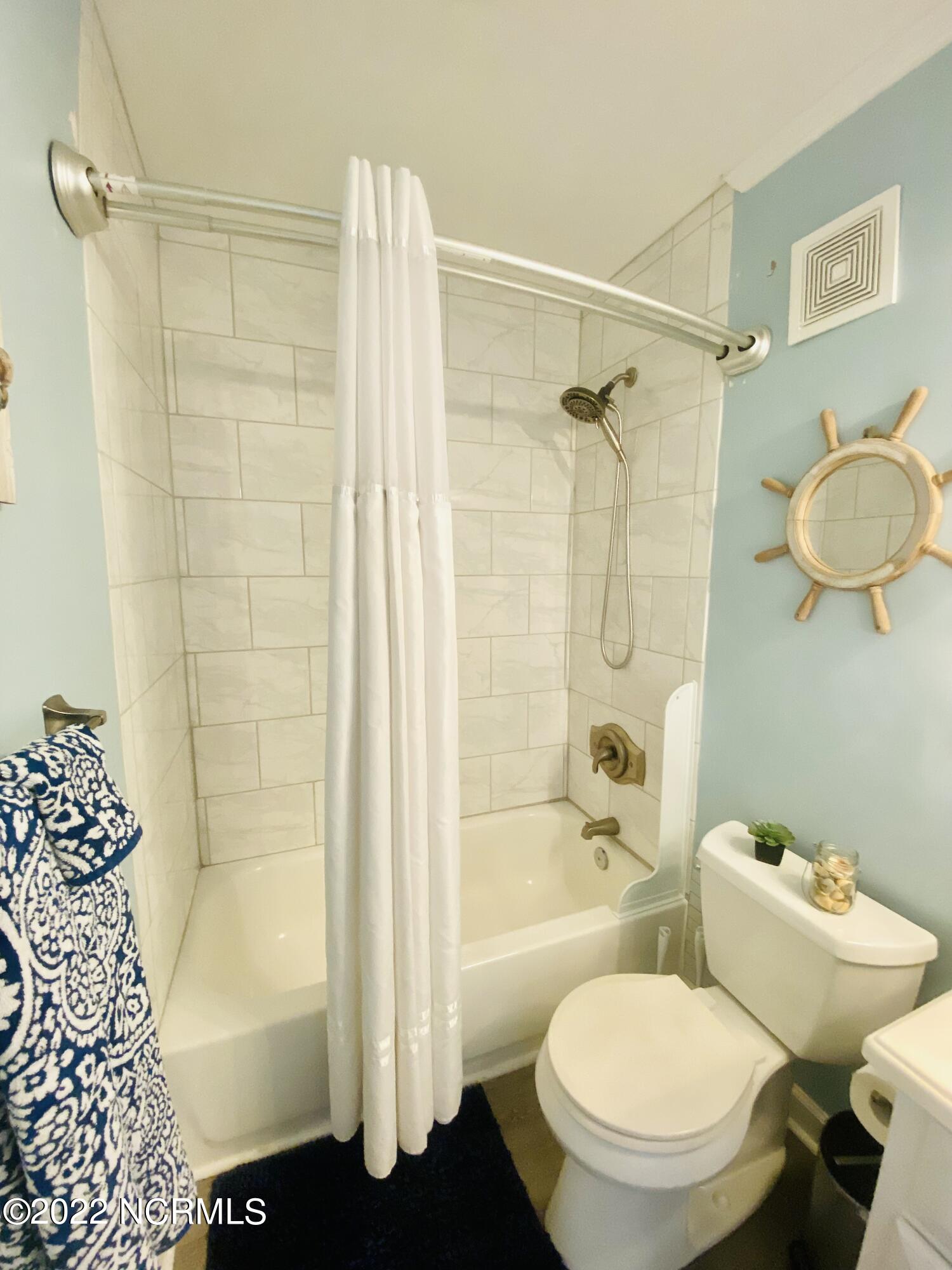2182 New River Inlet Road, Unit 372 North Topsail Beach, NC 28460 - Photo 5 of 15 IMG-7451