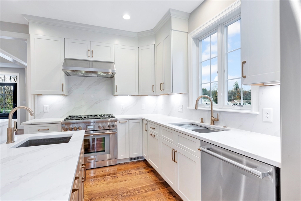 4 Powder House Lane, Unit 4 East Walpole, MA 02032 - Photo 5 of 10