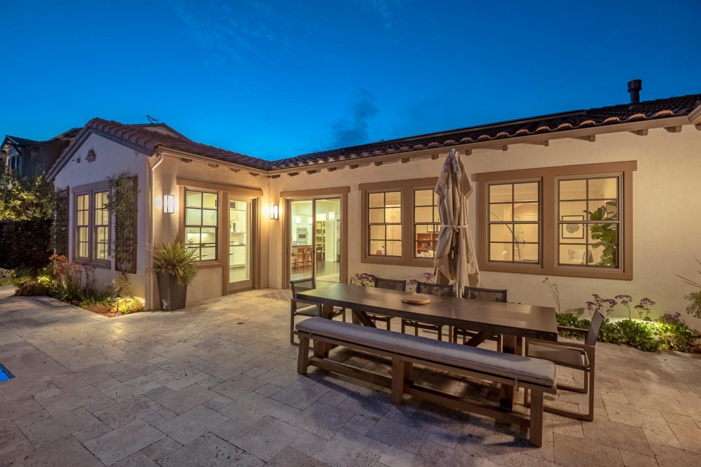 181 Mansfield Drive Mountain View, CA 94040 - Photo 35 of 44 a spacious is sitting in front of a blue building