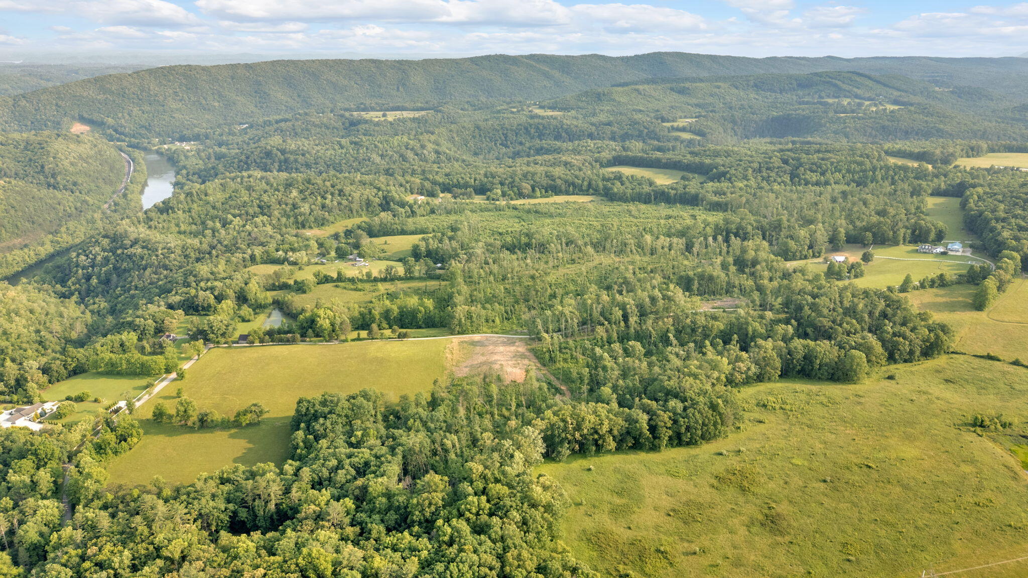 596 Clifty Creek Road Oakdale, TN 37829 - Photo 39 of 60 22-web-or-mls-DJI_20250531183837_0730_D