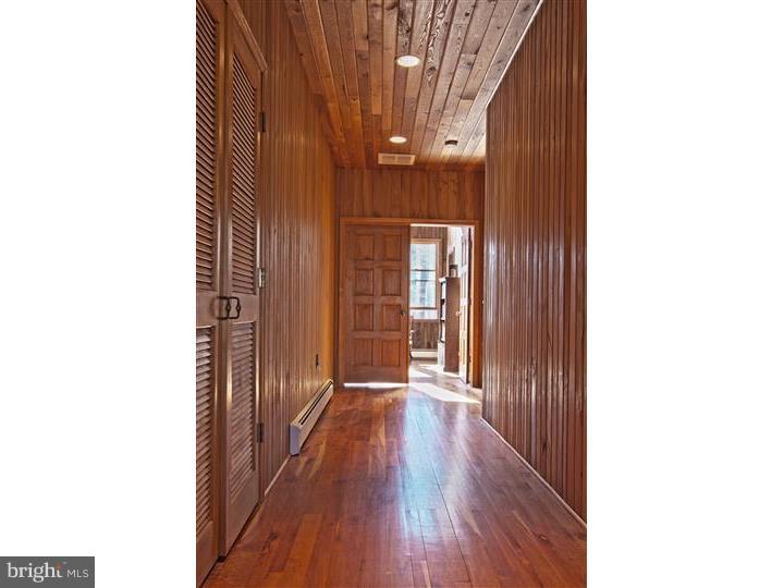 148 Larrison Road Wrightstown, NJ 08562 - Photo 13 of 25 Gallery Image 13