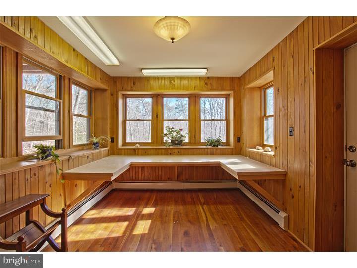 148 Larrison Road Wrightstown, NJ 08562 - Photo 21 of 25 Gallery Image 21