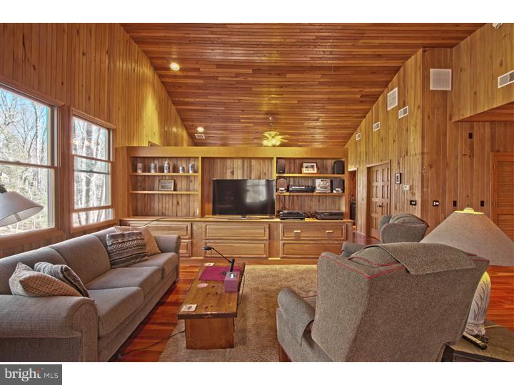 148 Larrison Road Wrightstown, NJ 08562 - Photo 6 of 25 Gallery Image 6