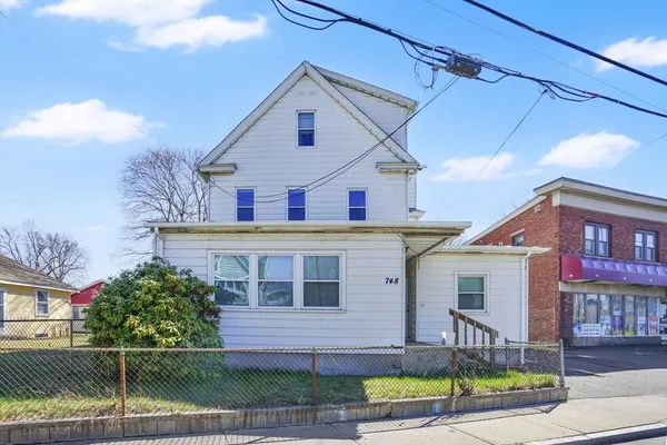 $499,000 | 748 Grattan Street, Chicopee, MA 01020
