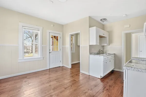 $499,000 | 748 Grattan Street, Chicopee, MA 01020