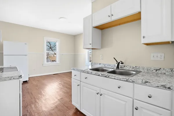 $499,000 | 748 Grattan Street, Chicopee, MA 01020