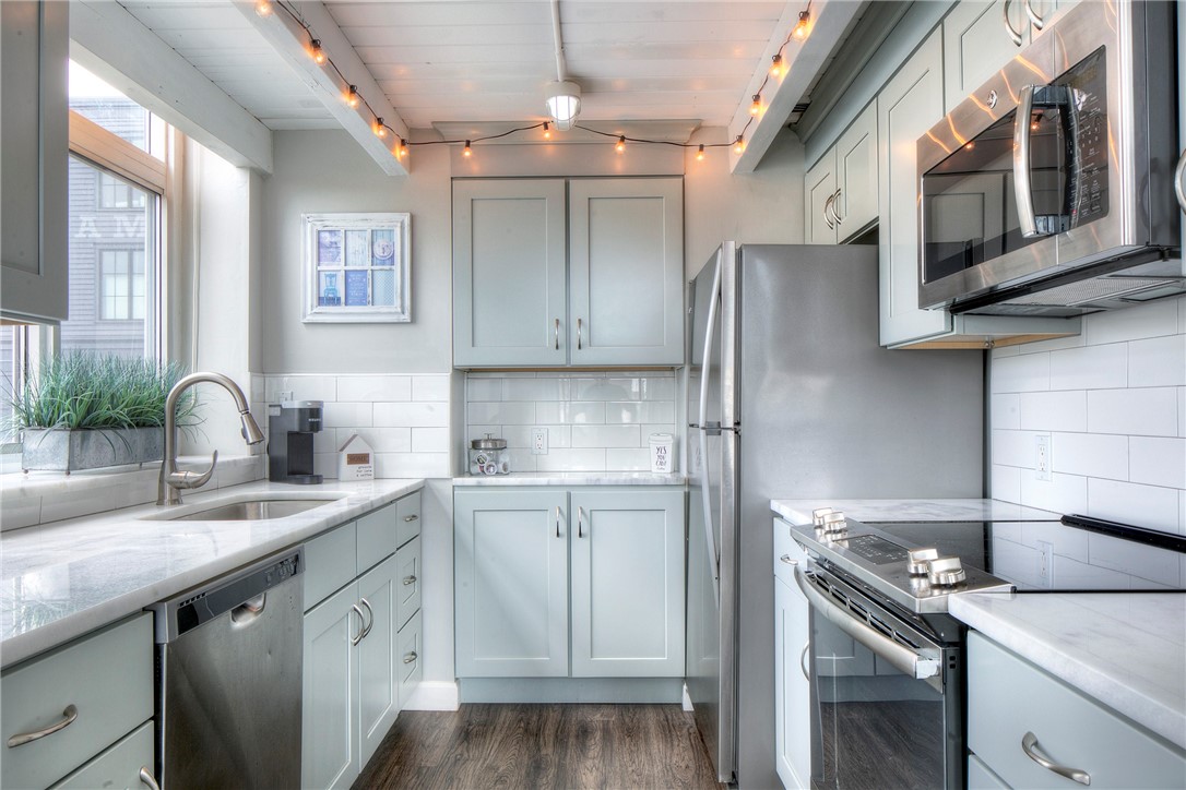 1 Commercial, Unit 38A Newport, RI 02840 - Photo 3 of 29