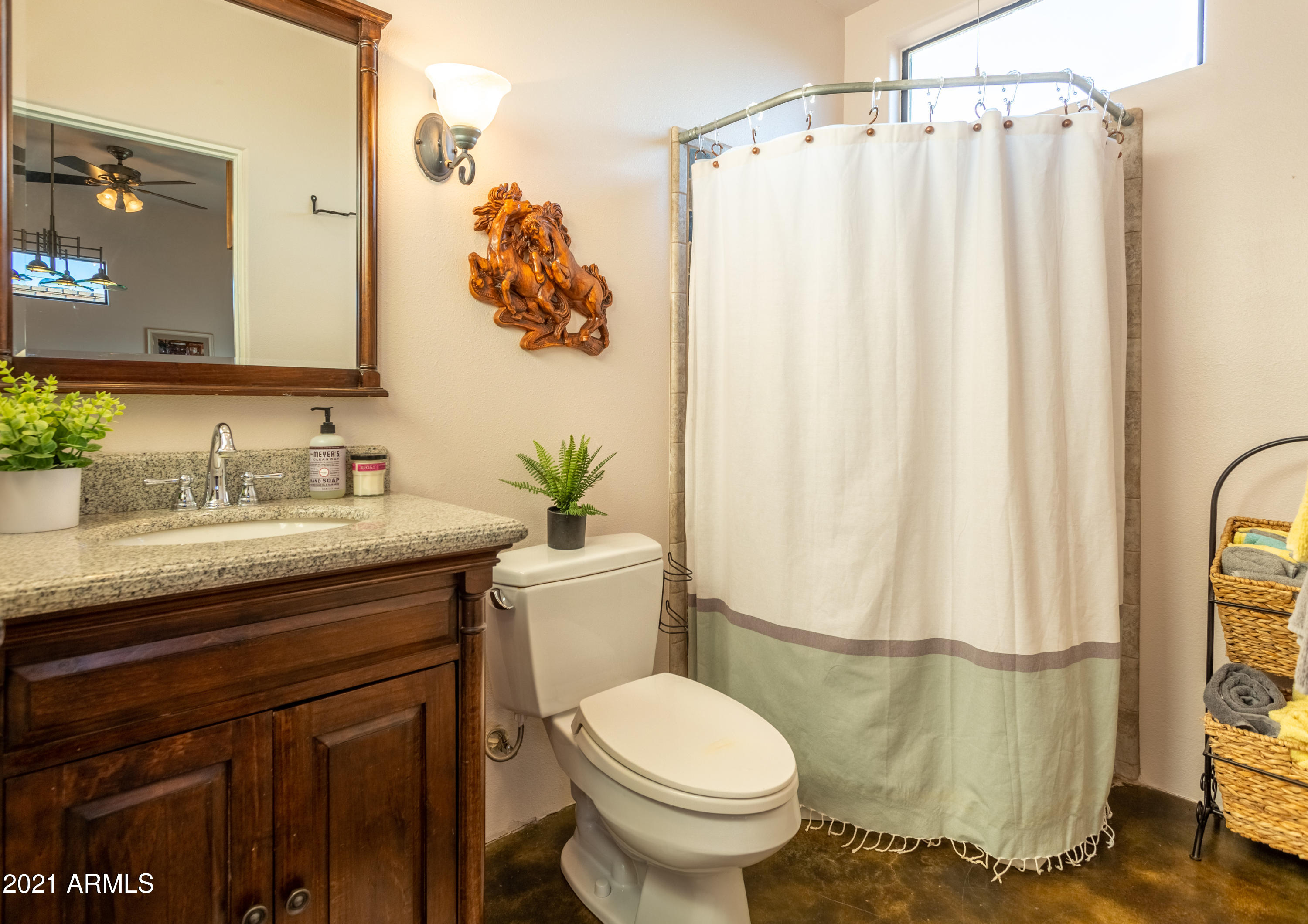 17128 East Gloria Lane Rio Verde, AZ 85263 - Photo 21 of 30 Casita Bathroom