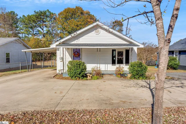 $135,000 | 113 Christopher Street, Duncan, SC 29334