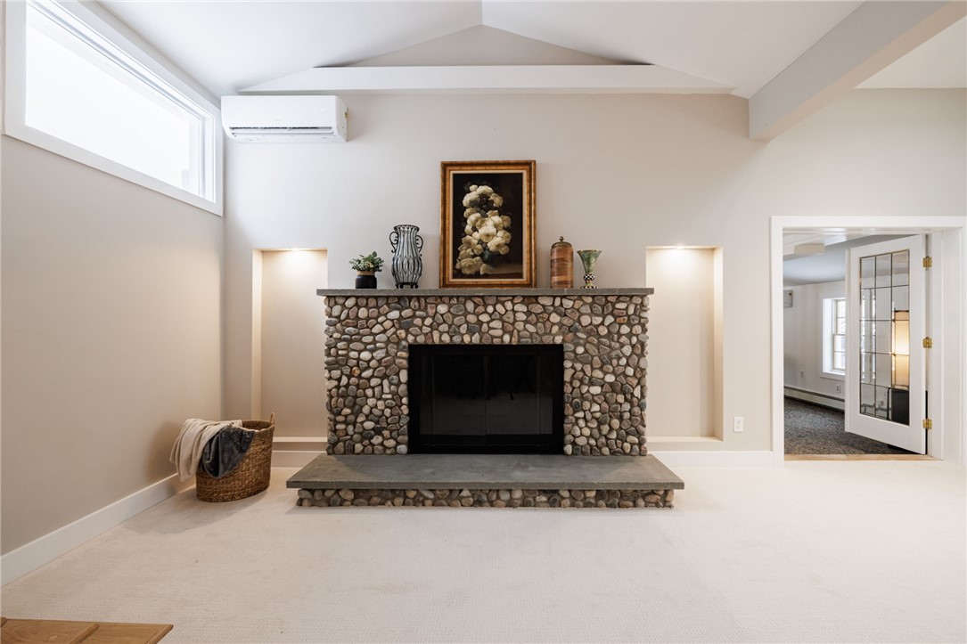 7834 N Road Victor, NY 14564 - Photo 11 of 47 Gorgeous, expansive open living area with cobblest