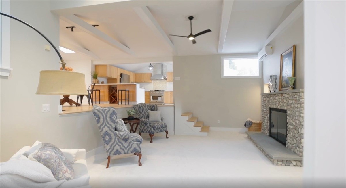 7834 N Road Victor, NY 14564 - Photo 13 of 47 Gorgeous, expansive open living area with cobblest