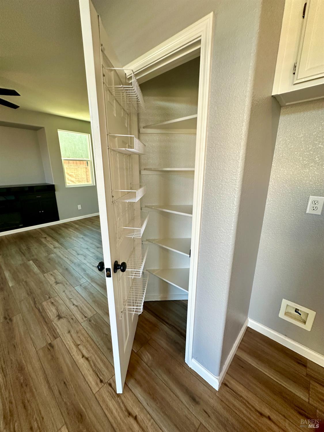 590 Anderson Way Rio Vista, CA 94571 - Photo 9 of 39