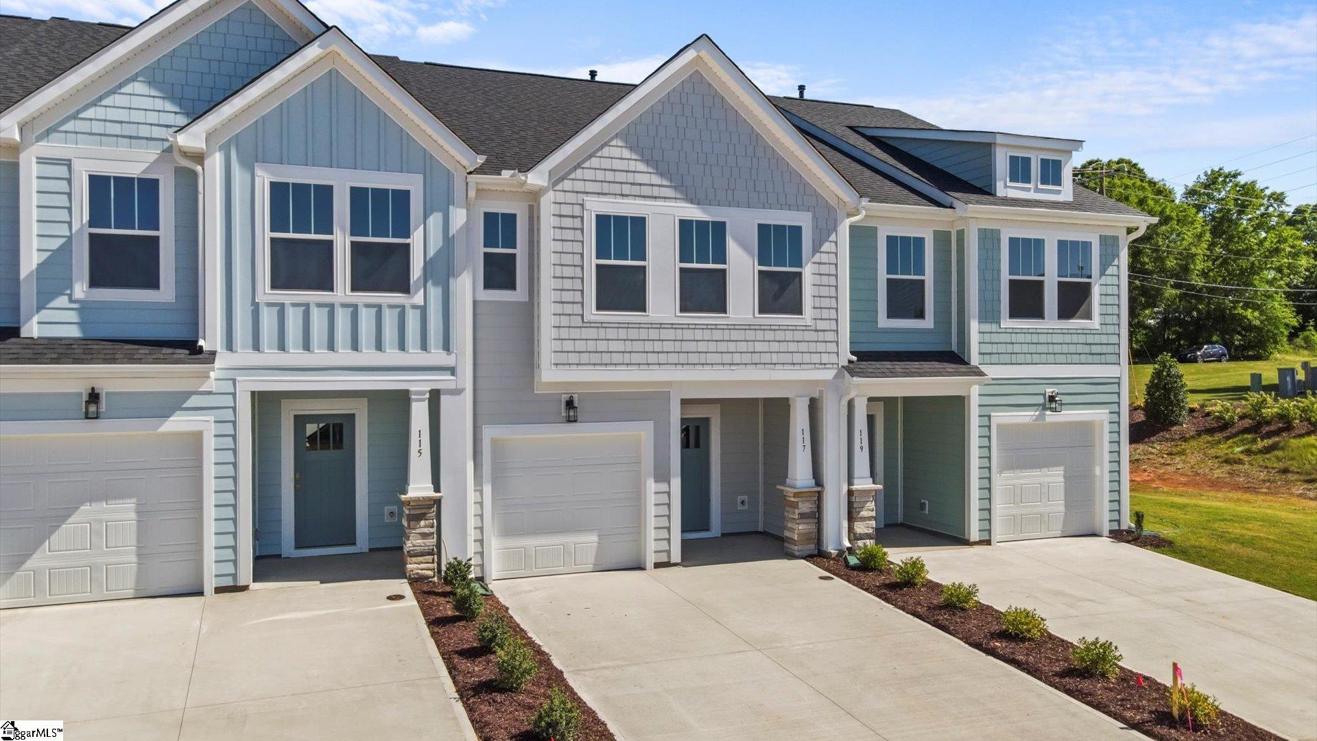 117 Cobden Court Simpsonville, SC 29681 - Photo 2 of 28