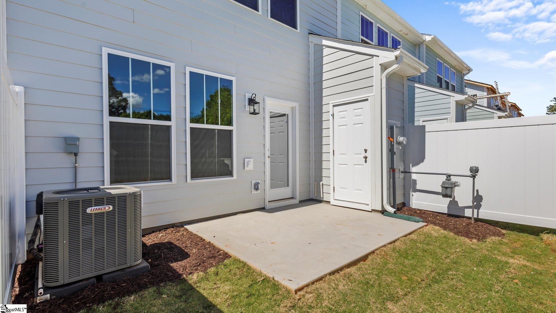 117 Cobden Court Simpsonville, SC 29681 - Photo 4 of 28