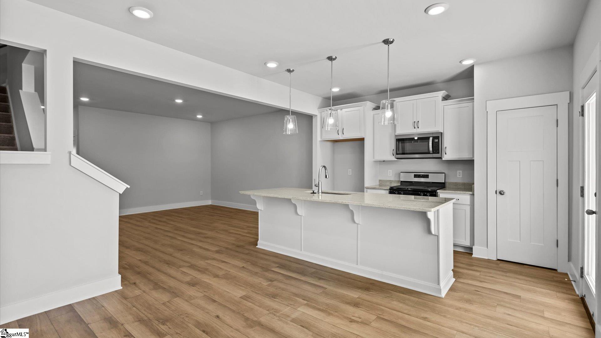 117 Cobden Court Simpsonville, SC 29681 - Photo 7 of 28