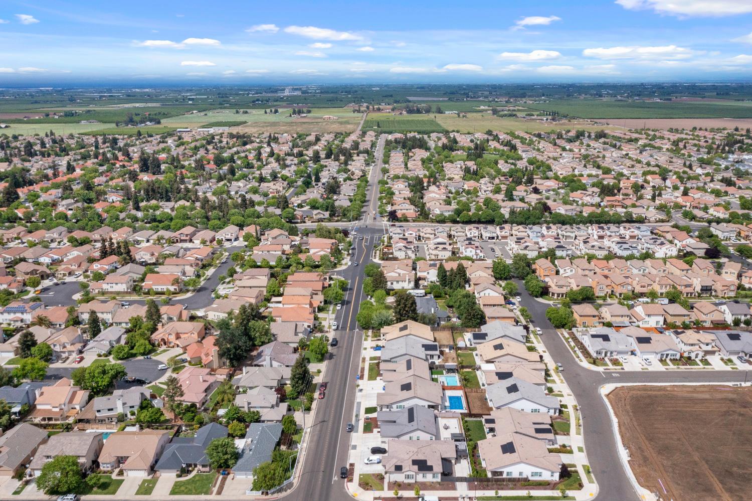 3700 Colorado Avenue Turlock, CA 95382 - Photo 43 of 46 an aerial view of residential building with parking space