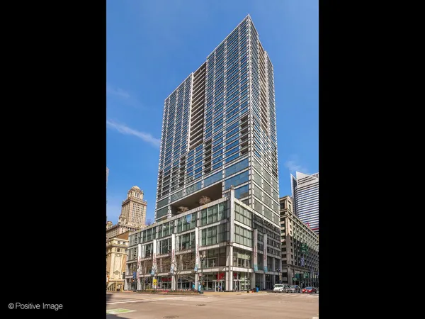 $3,500 | 8 East Randolph Street, Unit 1108, Chicago, IL 60601