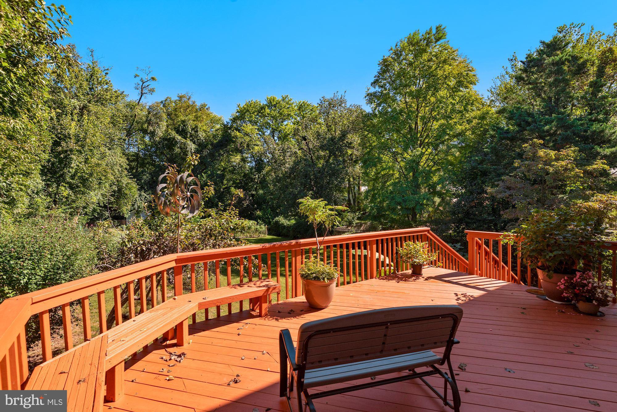 6042 Munson Hill Road Falls Church, VA 22044 - Photo 42 of 77 Deck with Seating