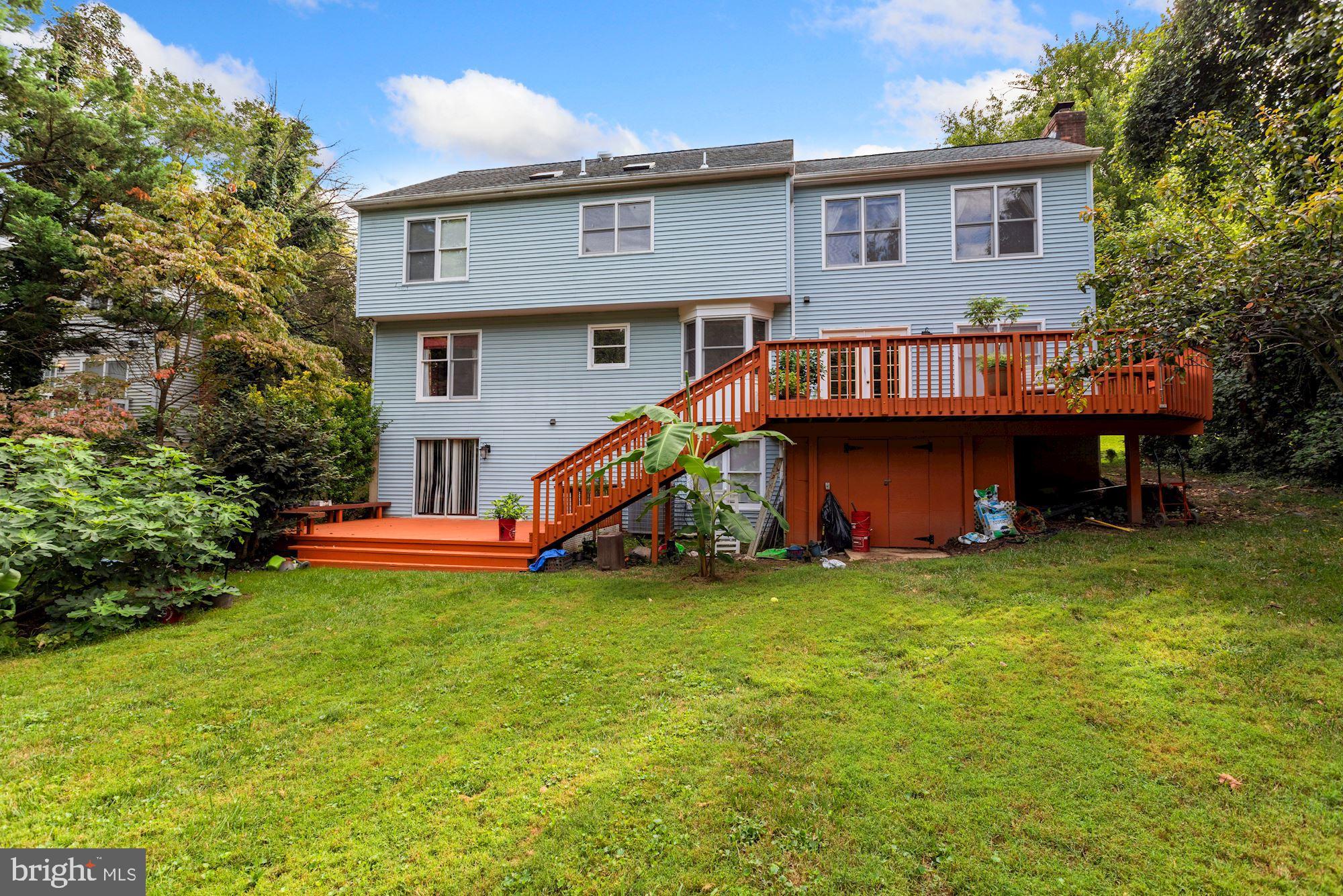 6042 Munson Hill Road Falls Church, VA 22044 - Photo 47 of 77 Back Side