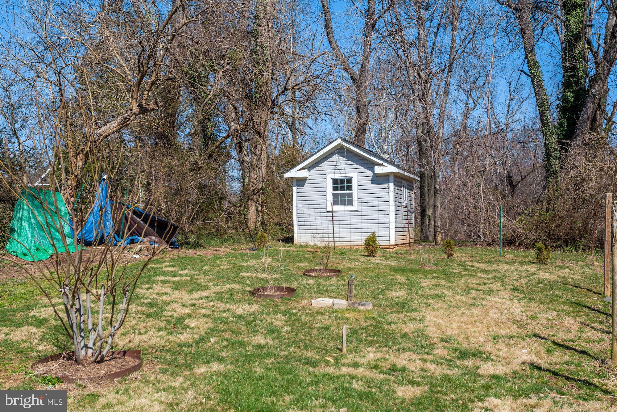 6042 Munson Hill Road Falls Church, VA 22044 - Photo 52 of 77 Shed
