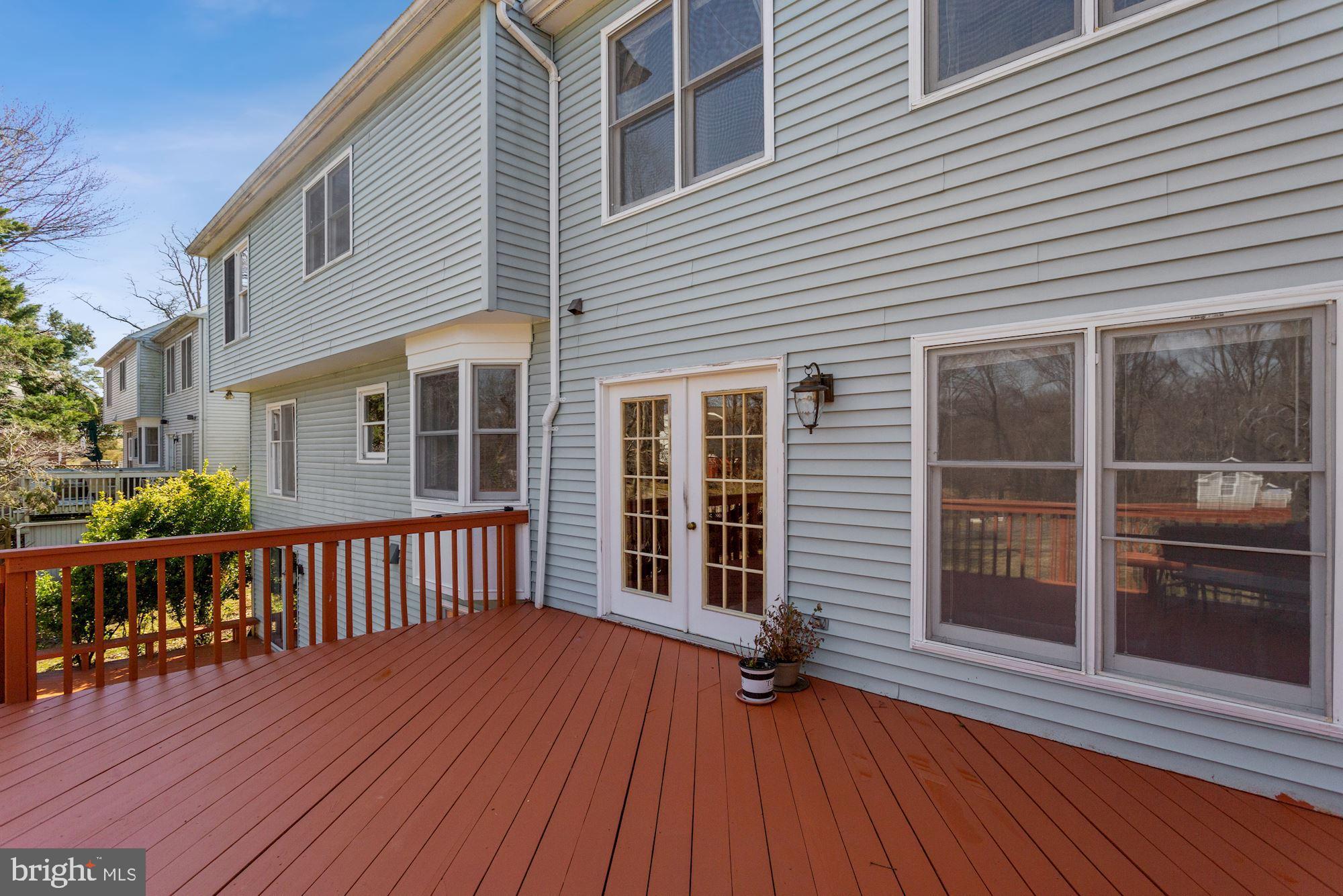 6042 Munson Hill Road Falls Church, VA 22044 - Photo 54 of 77 Patio