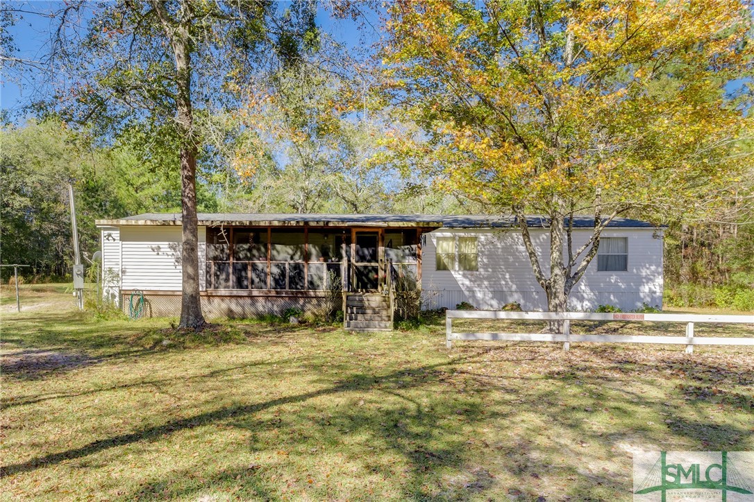 123 Bird Road Springfield, GA 31329 - Photo 1 of 26