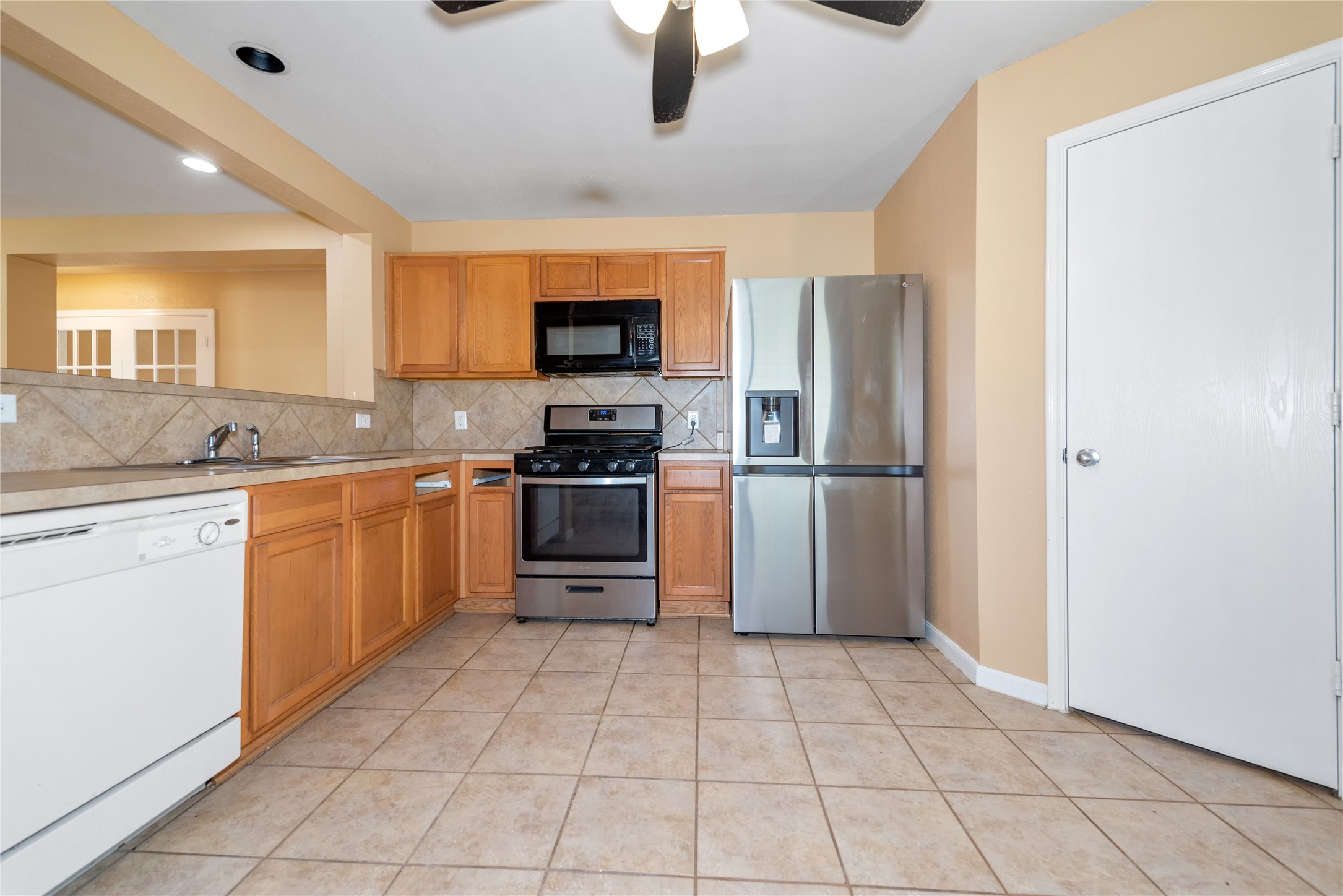 21219 Misty Brook Bend Lane Spring, TX 77379 - Photo 6 of 24
