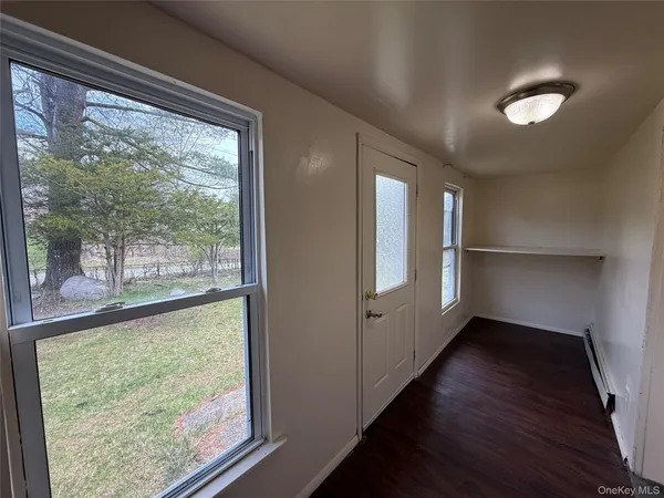 $1,650 | 3463 Highway 52, Pine Bush, NY 12566