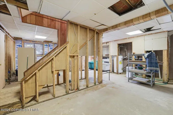 $688,000 | 2208 Mohegan Court, Long Pond, PA 18334