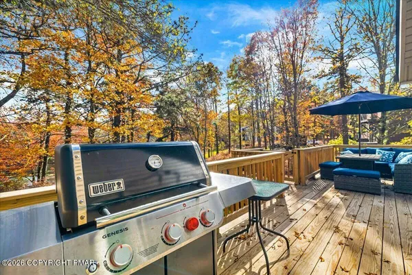 $688,000 | 2208 Mohegan Court, Long Pond, PA 18334