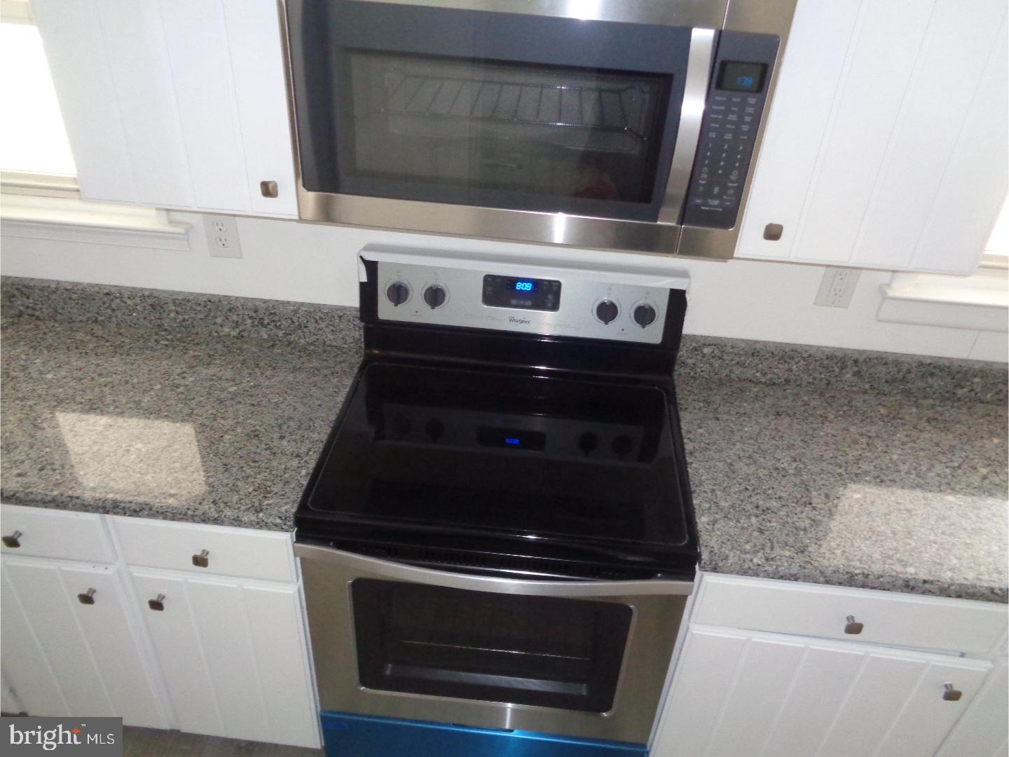 116 Moonflower Road Hatboro, PA 19040 - Photo 4 of 22 Kitchen