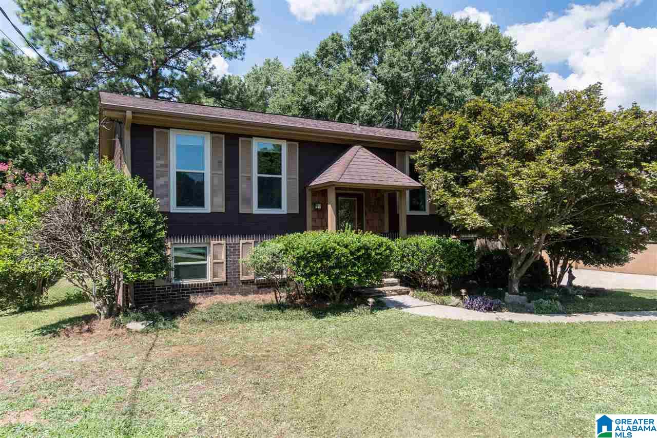 412 Wilderness Road Pelham, AL 35124 - Photo 2 of 36