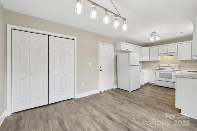 $300,000 | 1827 Piper's Ridge Circle Northwest, Conover, NC 28613