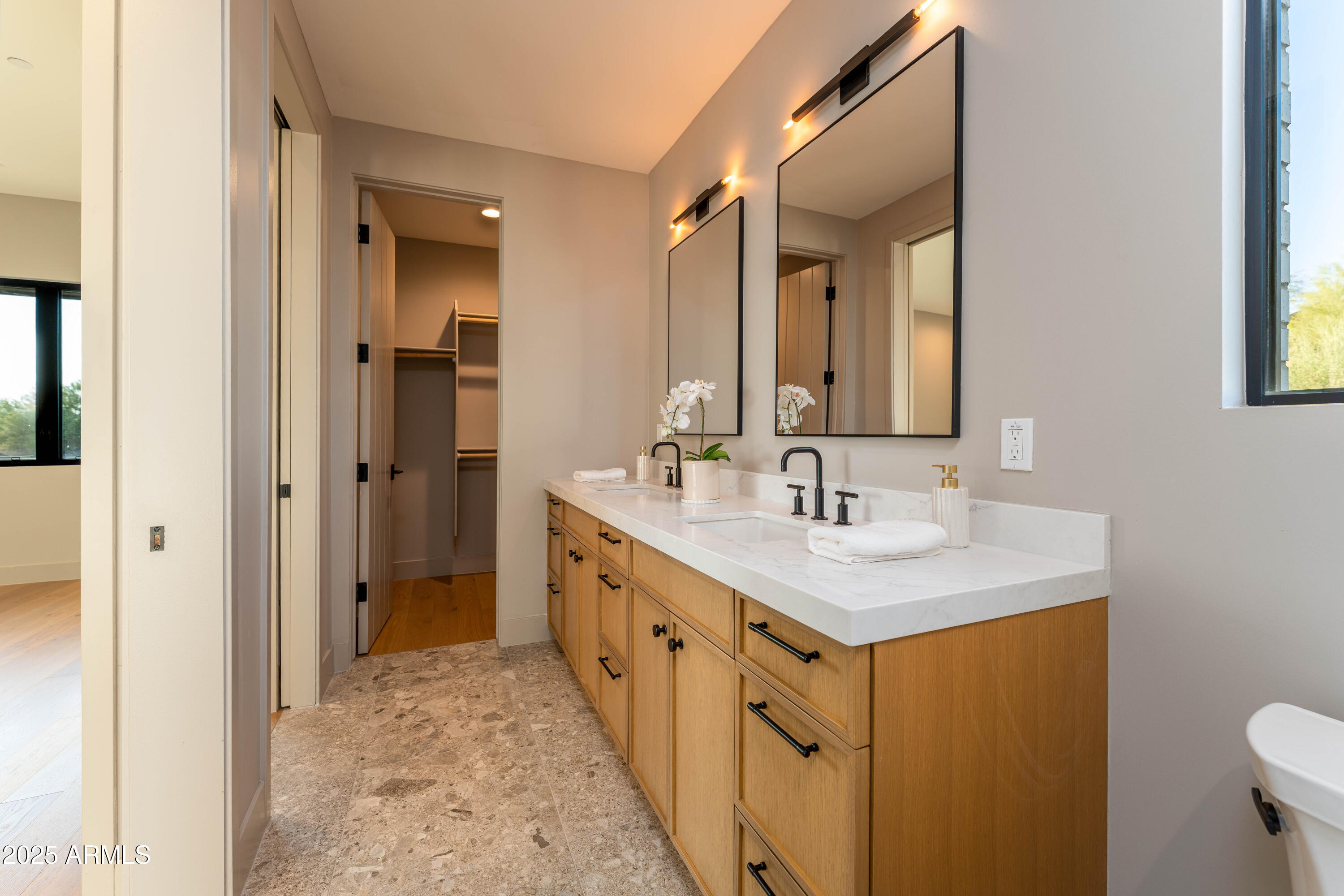 9775 East Hidden Valley Road Scottsdale, AZ 85262 - Photo 53 of 70 Casita bathroom