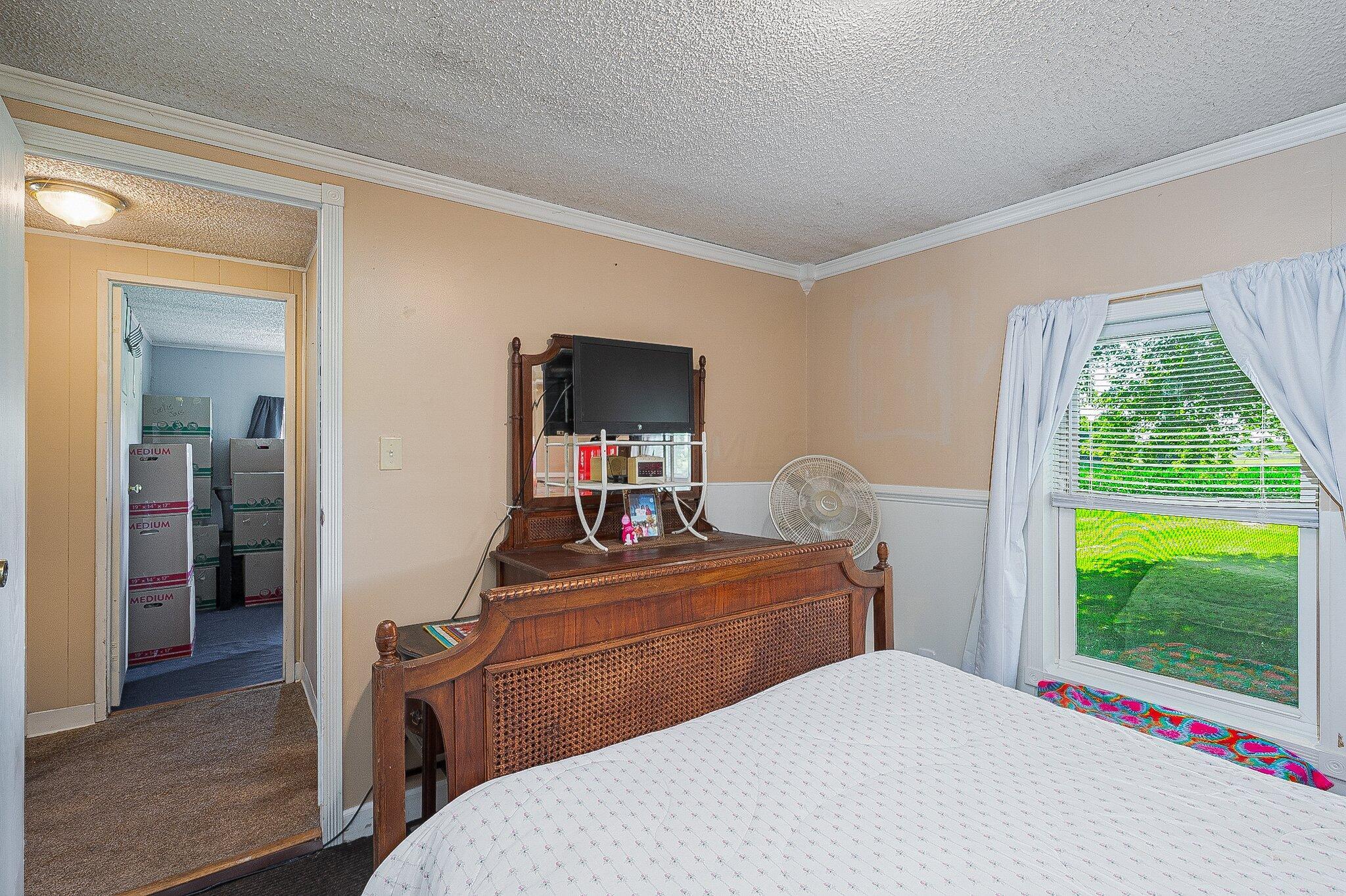 10662 Tarlton Road St. Louisville, OH 43071 - Photo 29 of 61 26-web-or-mls-10662 Tarlton Rd-26