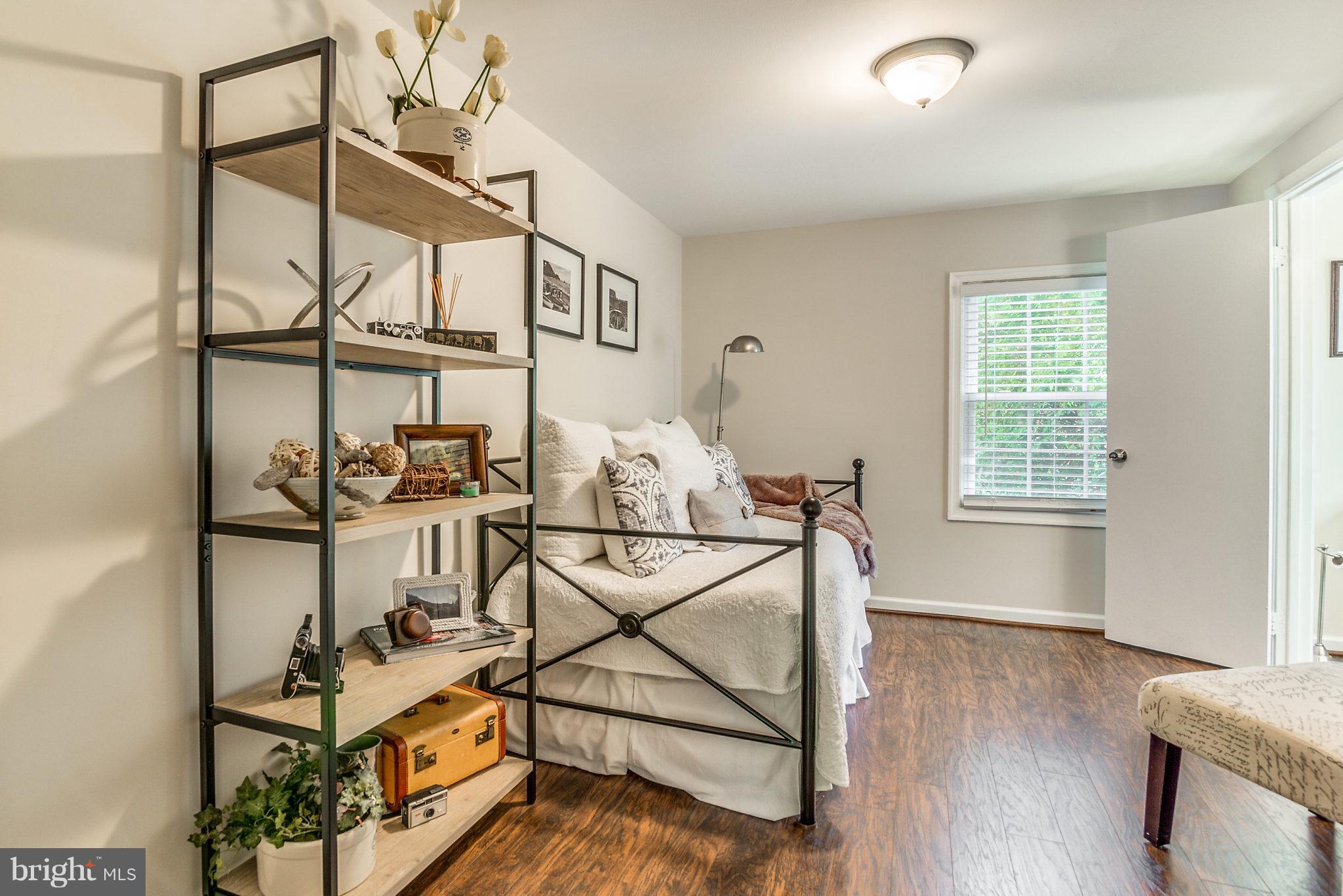 7600 Sebago Road Bethesda, MD 20817 - Photo 12 of 30 Interior (General)
